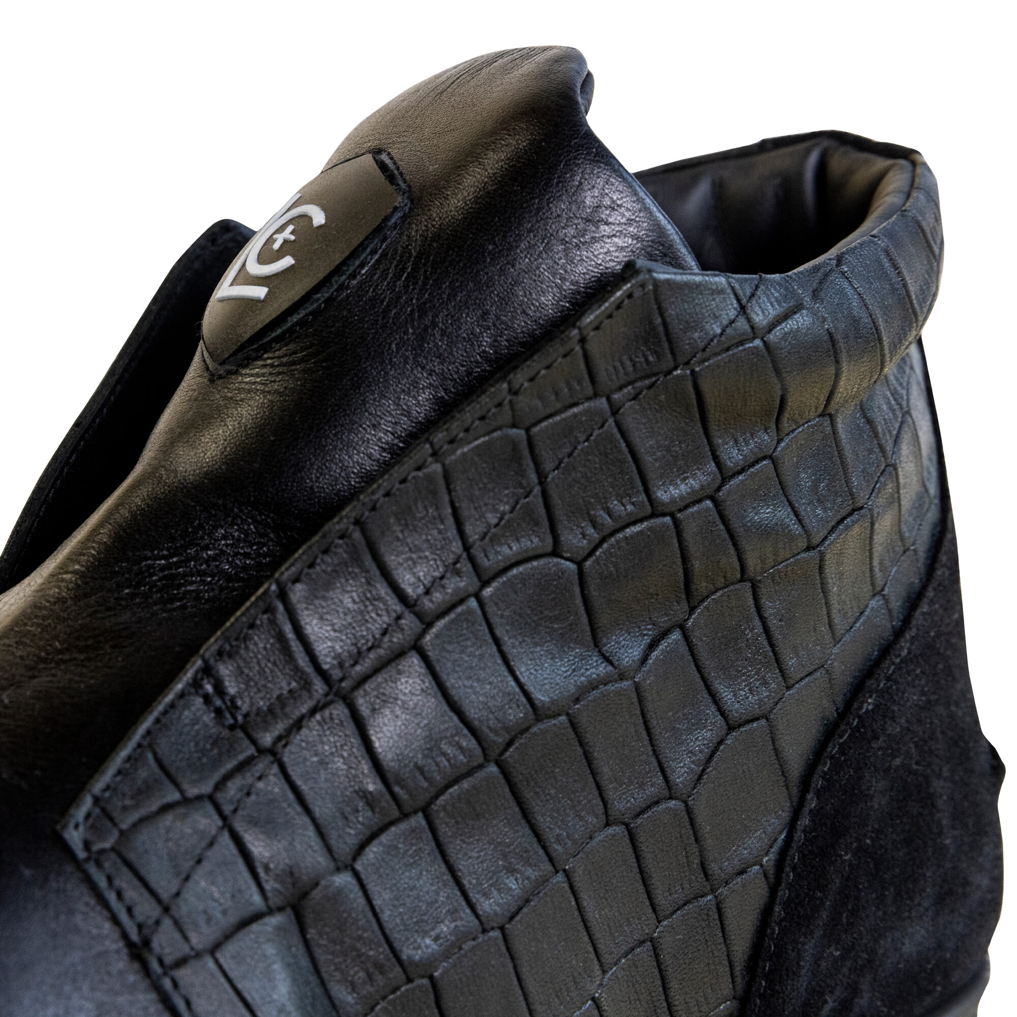 Hightop_Crocodile_Detail_2000px